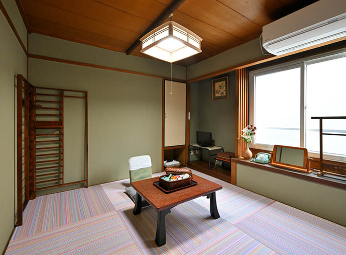 Japanese Room, 4.5 Tatami (8.2 m2)