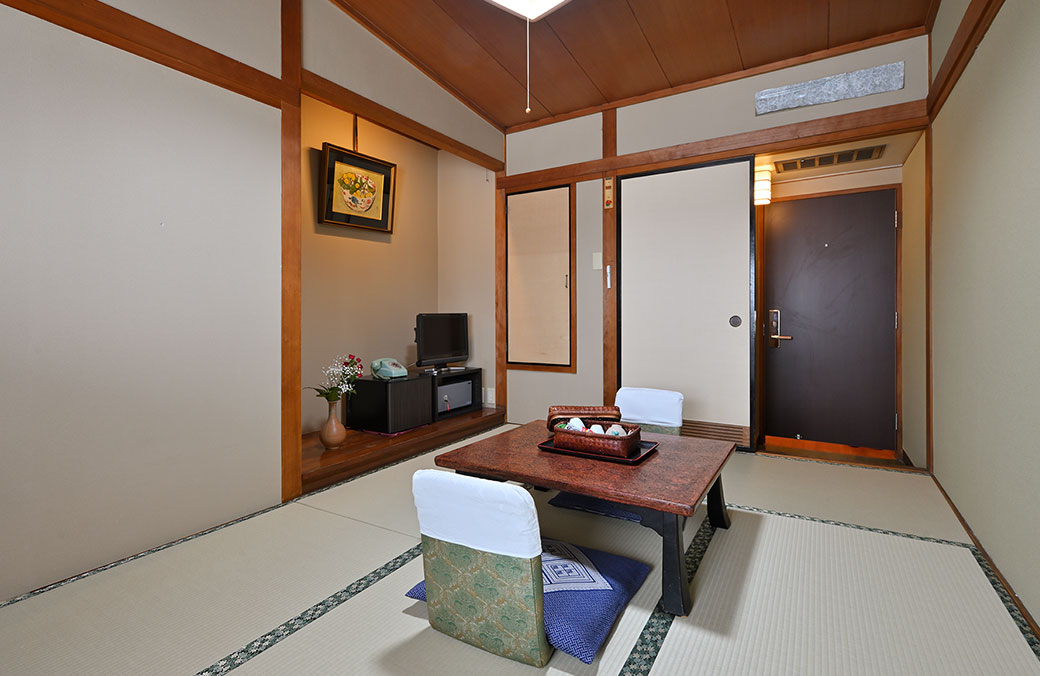 写真：201号室　きりの間