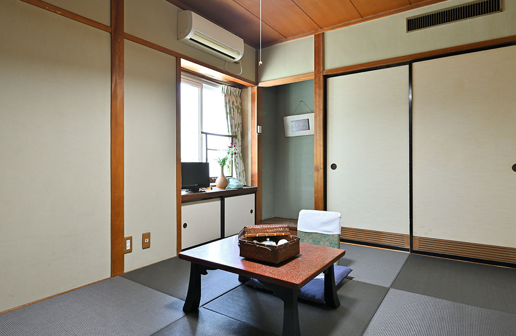 写真：306号室　さつきの間